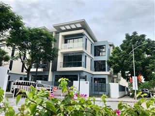 Bán nhà lô góc phố hàm nghi. diện tích 143m² mặt tiền 24m (12 + 12m) 4 tầng giá đầu tư cực tốt