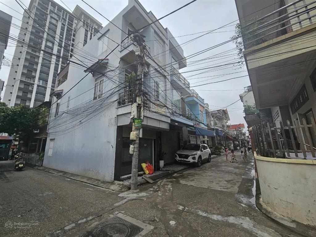 Lô góc đẹp lung linh 70m2 ngang 7m đường 5m ô tô ra vào, chỉ 1.95tỷ, ngay sau metro