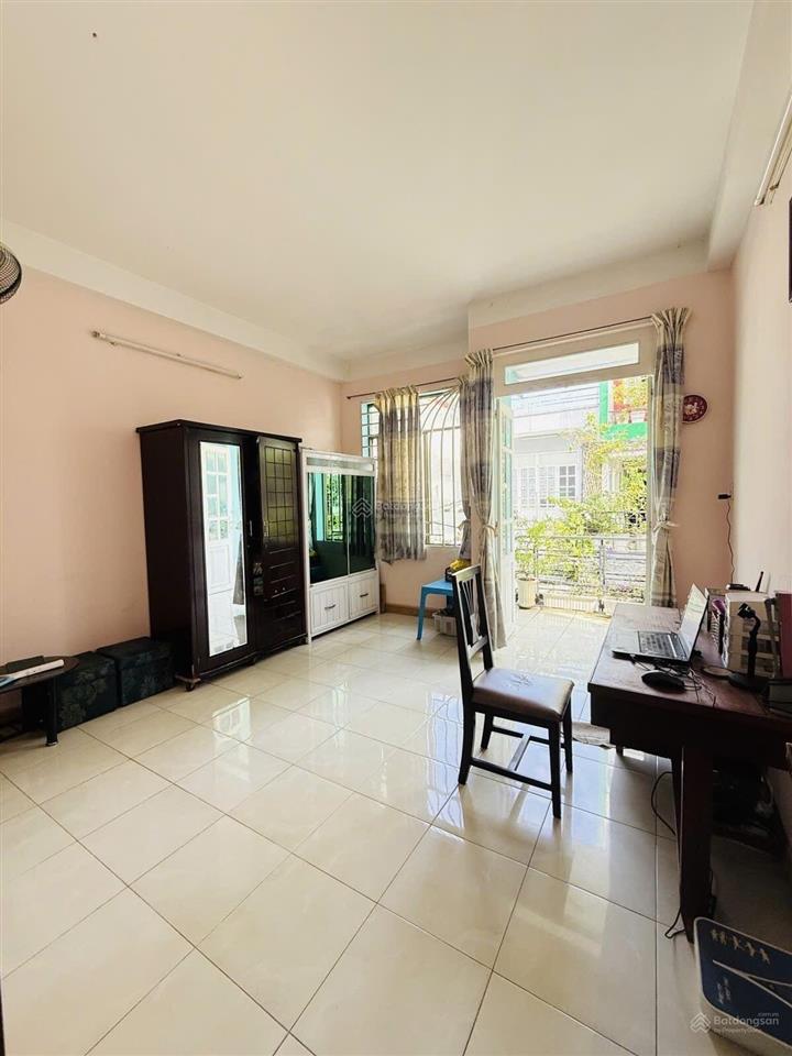 Bán nhà khu vip  tân phú 3 tầng hẻm ô tô quay đầu  chỉ 6ty