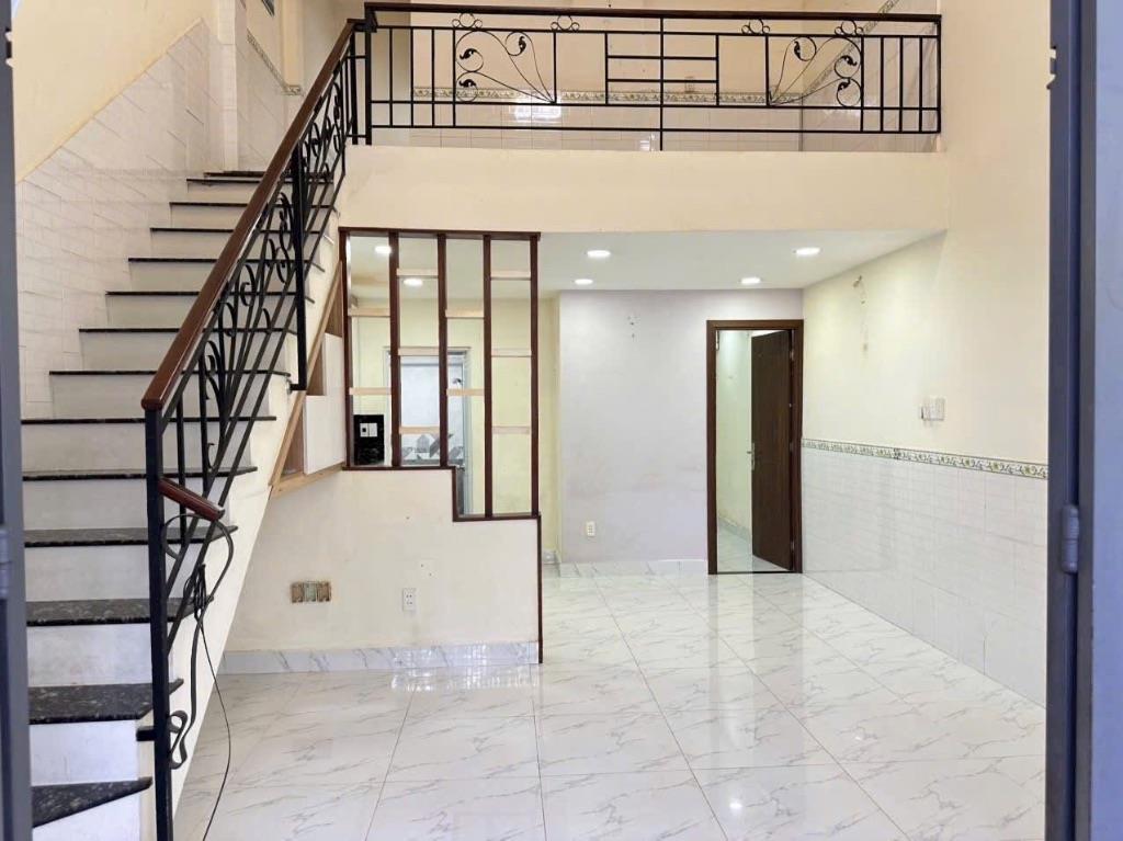 Bán Nhà Gác Lửng Tân Vạn Giáp Quận 9 , Thổ Cư, Giá 1Tỷ 490