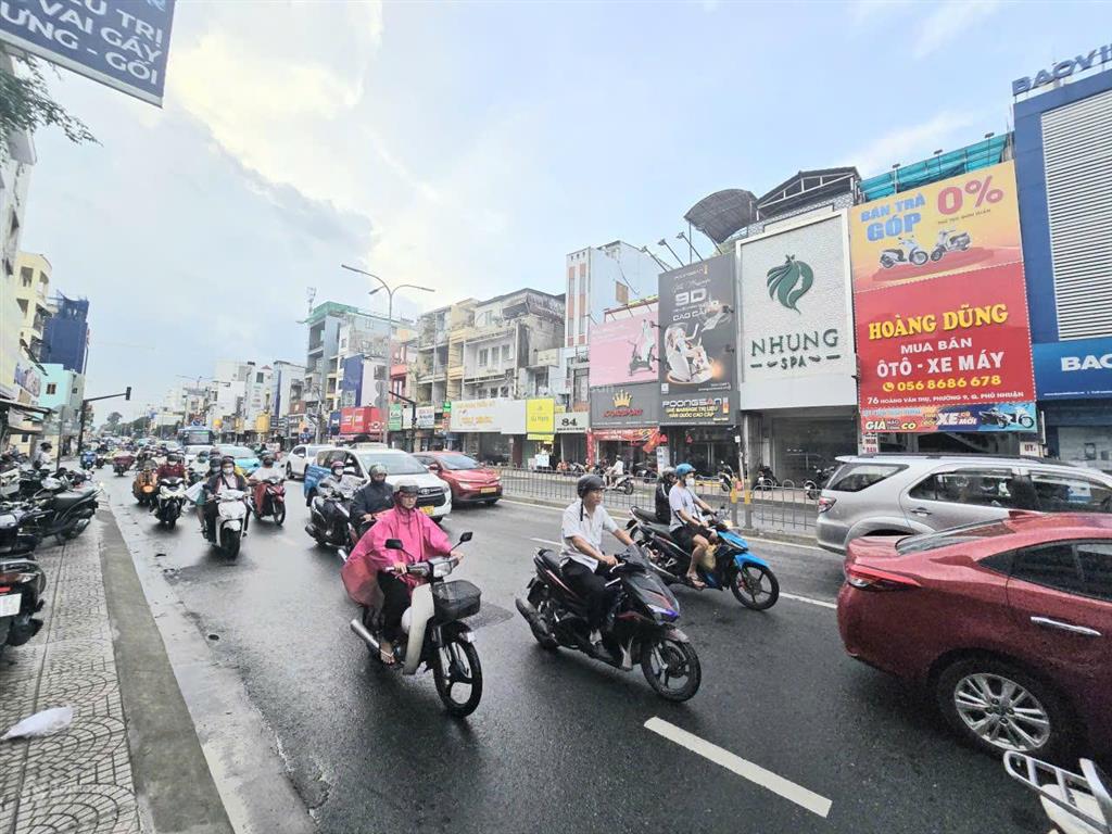 Chính chu bán nhà mặt tiền số 76 hoàng văn thụ, quận phú nhuận cũ , 98,9m2, 4 tầng gia bán 24 tỷ