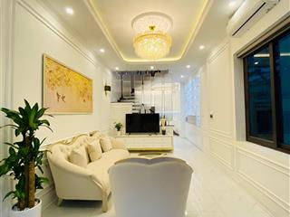 Bán gấp! láng trung đống đa, 53m2/4 tầng lô góc, sát phố, ô tô dừng đỗ 15m, sổ đỏ nở hậu