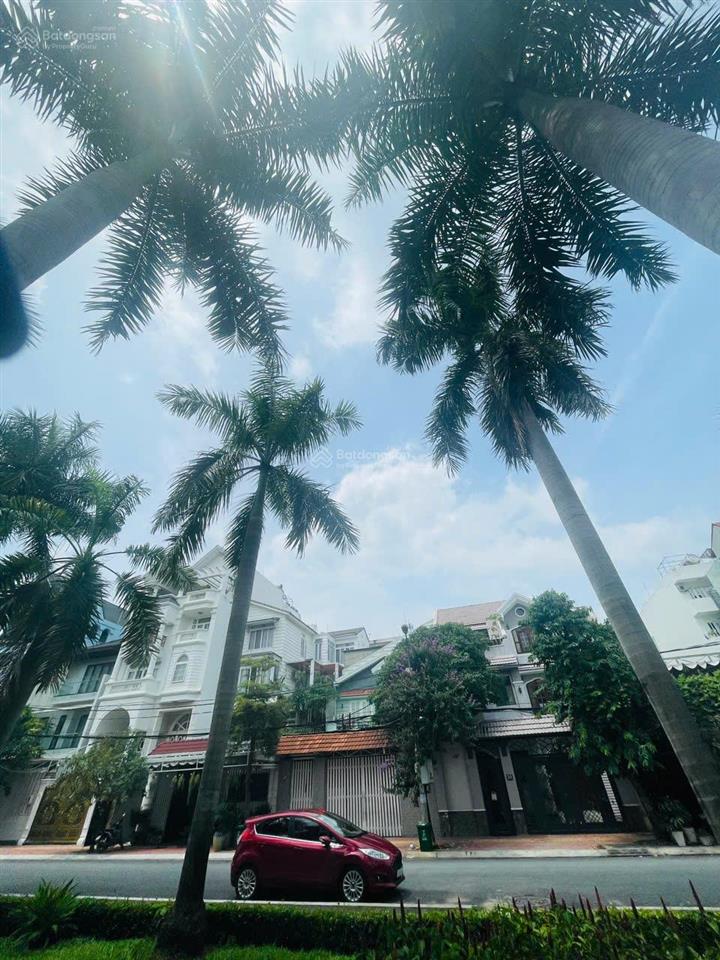 Bán biệt thự khu cao lỗ p4 q8. thiết kế thông thoáng, khu dân cư an ninh, gần tttm parc mall