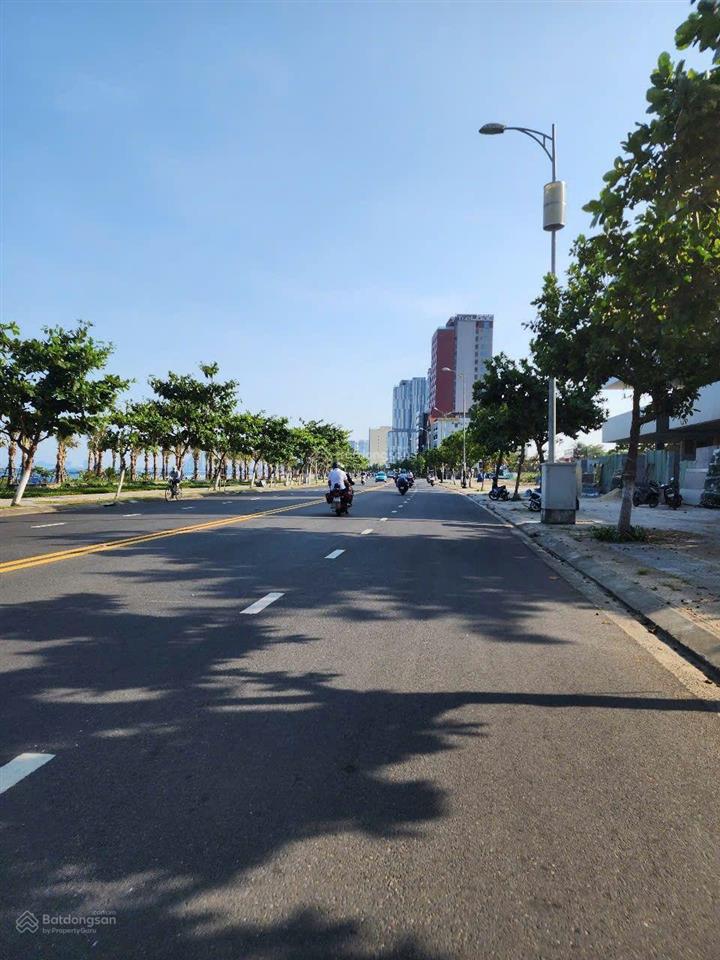 Lô đất view trực diện biển đường hoàng sao ngang 35m hiếm có