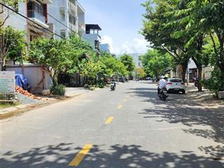 Chính chủ bán lô góc đường 10.5m hòa cường mới rẻ nhất khu