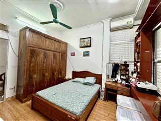 Bán nhà cũ lê duẩn, ngõ thông hồ 3 mẫu, dt 39m2, mt 4.2m, chỉ nhỉnh 6 tỷ