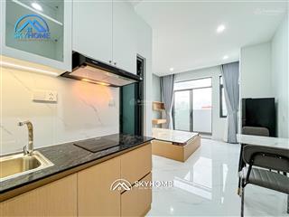 Căn hộ studio ban công mới 100%  full nội thất ngay trung tâm quận 7