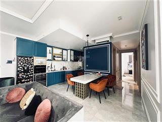 Bán căn hộ midtown 3pn cao cấp nhà đẹp , ô xe hầm nội thất đầy đủ giá 13,1 tỷ.  lan 0906 743 ***