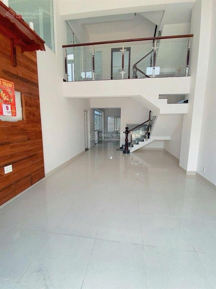 Bán chdv  hxh  3tầng  9x26  tân phú nam cao  nhỉnh 40tr/m2