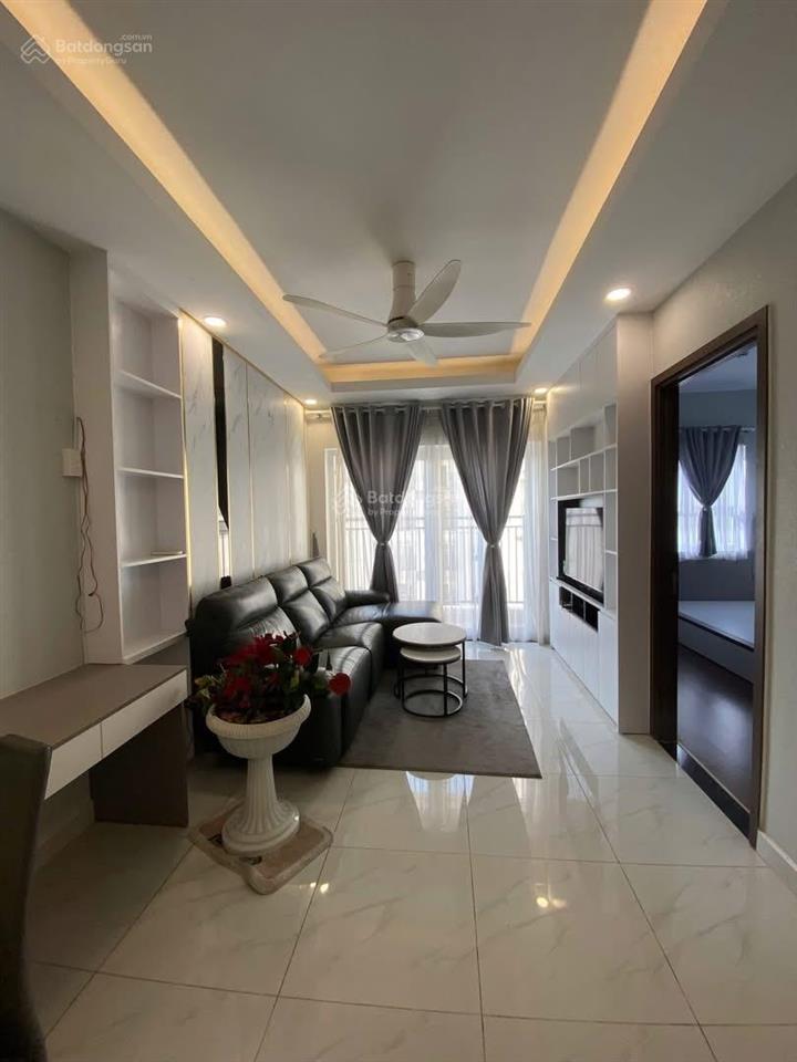 Em cần bán ch richmond city 2pn67m2 giá bán 4.550 tỷ bao thuế phí view đông nam cực đẹp  e phi