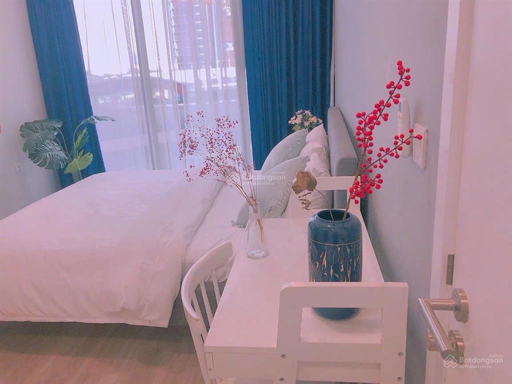 Em cần bán ch eco green 2pn2wc giá 5.8 tỷ full nt, view landmark, giá tốt nhất hiện tại  em phi