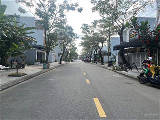 Mặt tiền đường 5m5 giá tốt hiện tại sơn trà, dt 75m2 ngang 5m khu mân quang