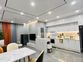 Chính chủ bán căn hộ cc central garden q.1, 87m2, 2pn, nhà đẹp, gía 4tỷ1,  0898 523 *** như ý