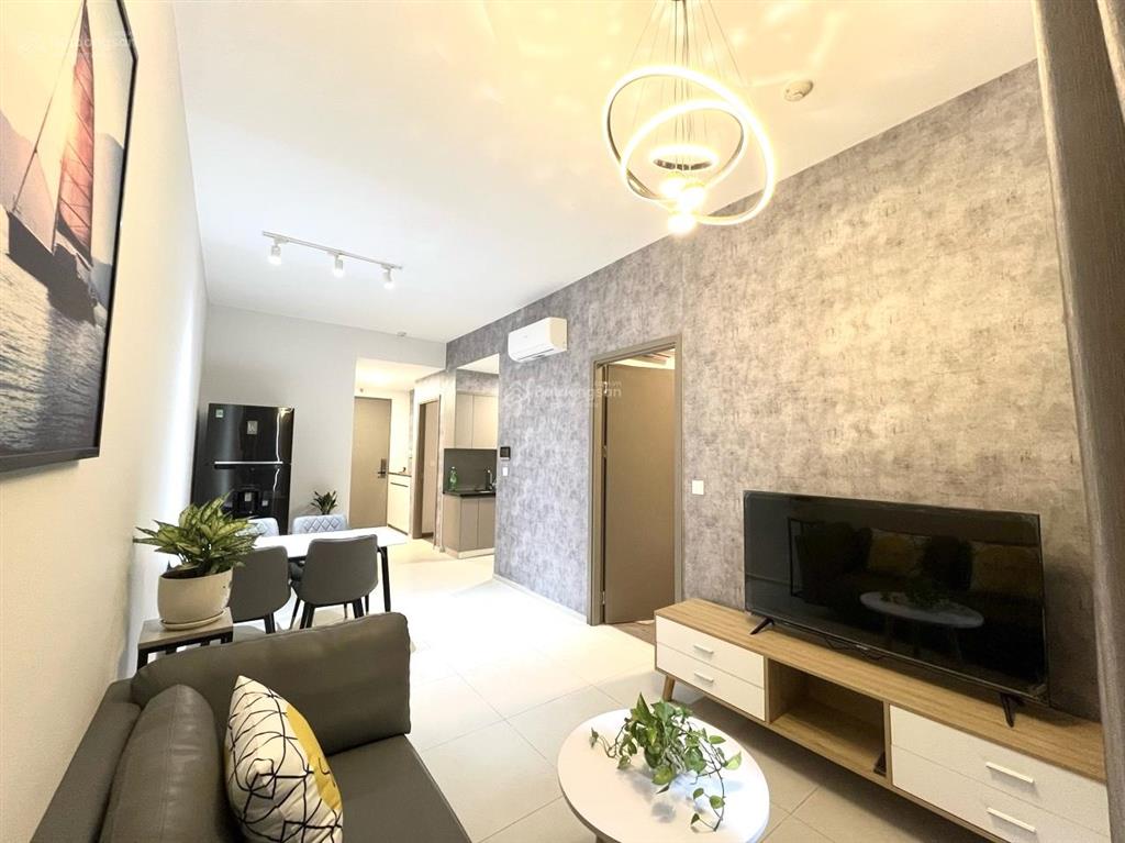 Bán căn 59m2 full nội thất như ảnh + view hồ bơi + giá 2.790 tỷ (102%) sổ hồng sẵn