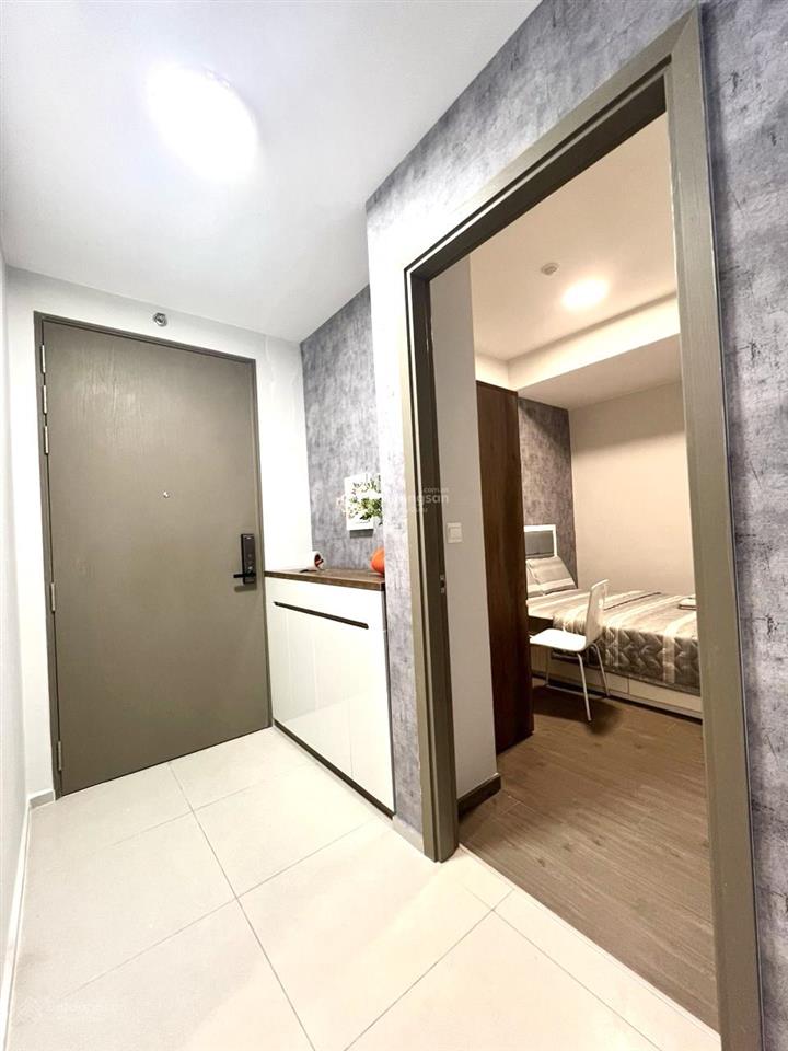 Bán căn 59m2 full nội thất như ảnh + view hồ bơi + giá 2.790 tỷ (102%) sổ hồng sẵn