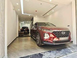 Nhà đón tết! bán nhà hoàng cầu, gara ô tô ngủ trong nhà, ngõ thông, vỉa hè rộng, nội thất sang!