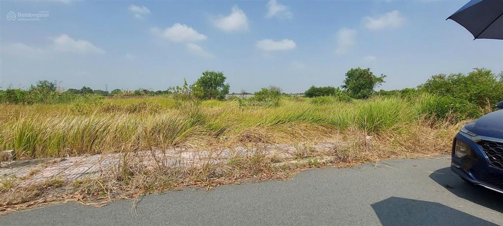 Bán nhanh 96m2 2 mặt tiền kdc 5 hiệp