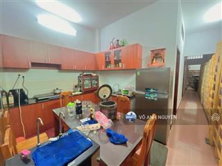 Nhà mặt tiền kinh doanh diện tích 4,5m x 19m. đường thông kinh doanh đa ngành