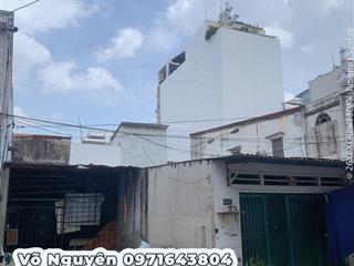 Chính chủ bán gấp nhà cấp 4 diện tích 10m x 21m cách 50m ra trường chinh. thông song hành giá 6tỷ5