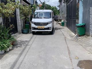 Bán gấp nhà 2 tầng 100m2 giáp trường chinh. ngang 6m. hẻm rộng hơn 5m ô tô vào nhà. nhỉnh 5 tỷ tl
