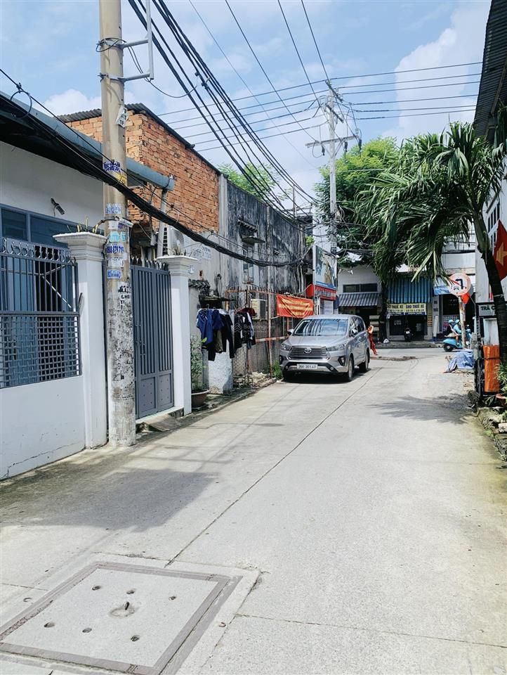 Nhà 140m2 hẻm 8m nguyễn văn quá giảm còn giảm còn 8 tỷ 460 tl