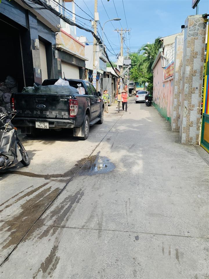 Nhà 140m2 hẻm 8m nguyễn văn quá giảm còn giảm còn 8 tỷ 460 tl