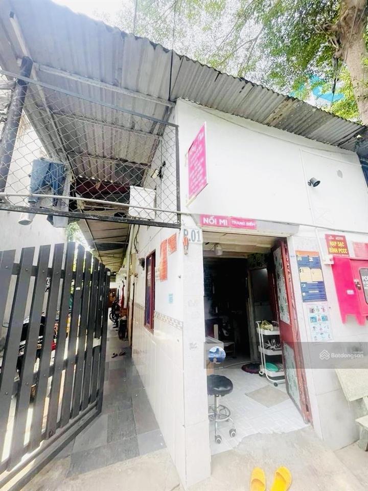 Bán gấp nhà 240m2. hẻm ô tô cách 50m ra nguyễn văn qúa. nhỉnh 8 tỷ hơn 30 triệu/m2
