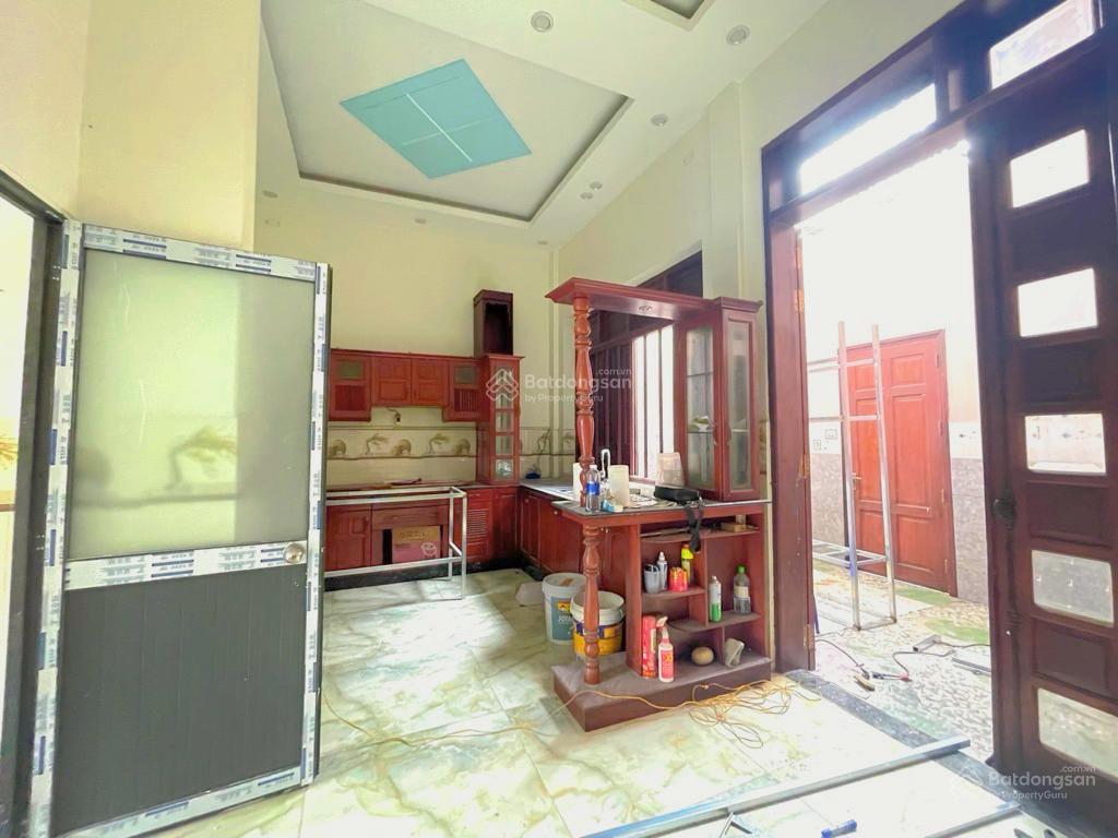 Bán gấp nhà 7,5m x 16m xây 4 tầng giáp kdc an sương.cho thuê 20 triệu/tháng