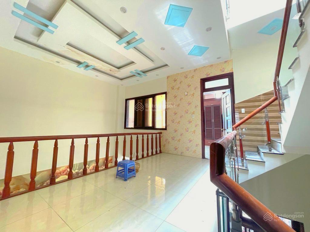Bán gấp nhà 7,5m x 16m xây 4 tầng giáp kdc an sương.cho thuê 20 triệu/tháng