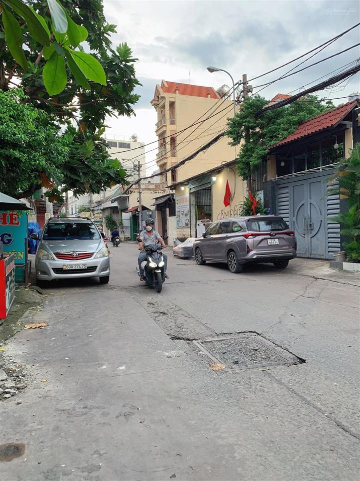 Đất xây mới 5,5m x 30m. mặt tiền kinh doanh 30m ra nguyễn văn quá chỉ 9 tỷ 990