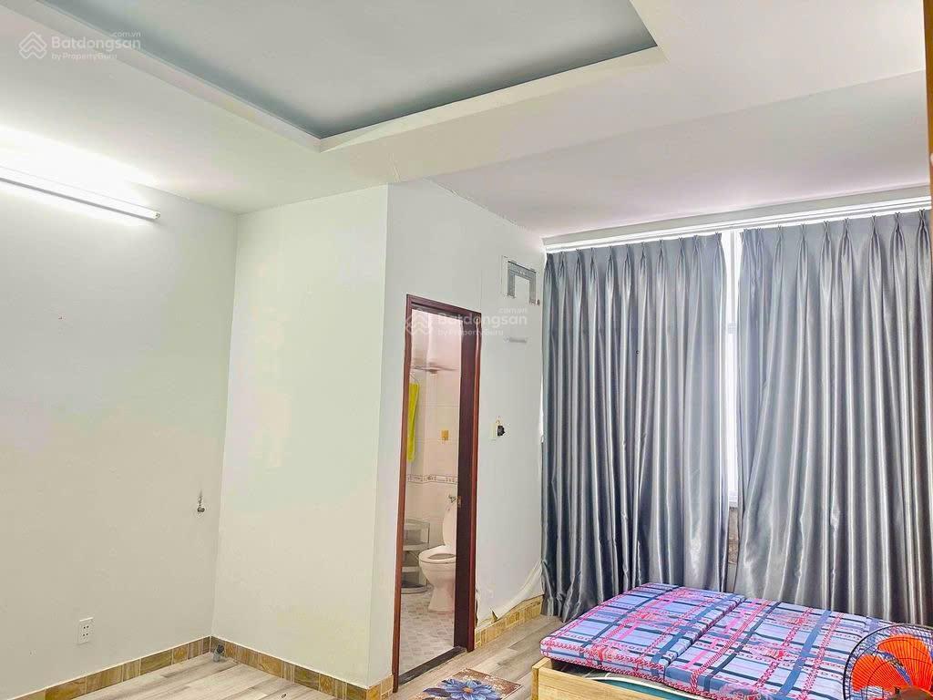 Cho thuê nhà hẻm xe hơi 160/17 bùi đình tuý  4.5x18m 2 lầu 4pn  nhà mới