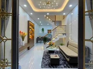 Bán nhà hoàng diệu q4 44,8m2 (có hđ thuê 15tr/tháng) shr giá 2 tỷ770 triệu sổ riêng  0933 452 ***