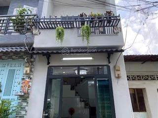 Giá quá hời cho khách thiện chí chủ bán căn lạc long quân tân bình 30m2, sổ riêng
