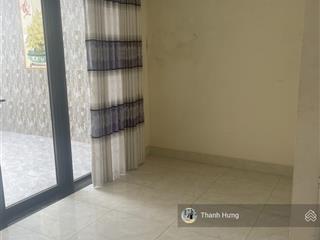 Cho thuê nhà vạn phúc city diện tích 5x22m, hầm + 4 tầng, nhà đẹp giá chỉ 35 triệu/tháng
