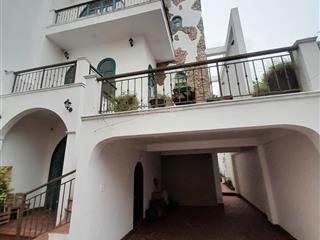 Bán nhà khuôn đẹp 82/8 linh đông, p. linh đông, thủ đức  8x19m  3 lầu