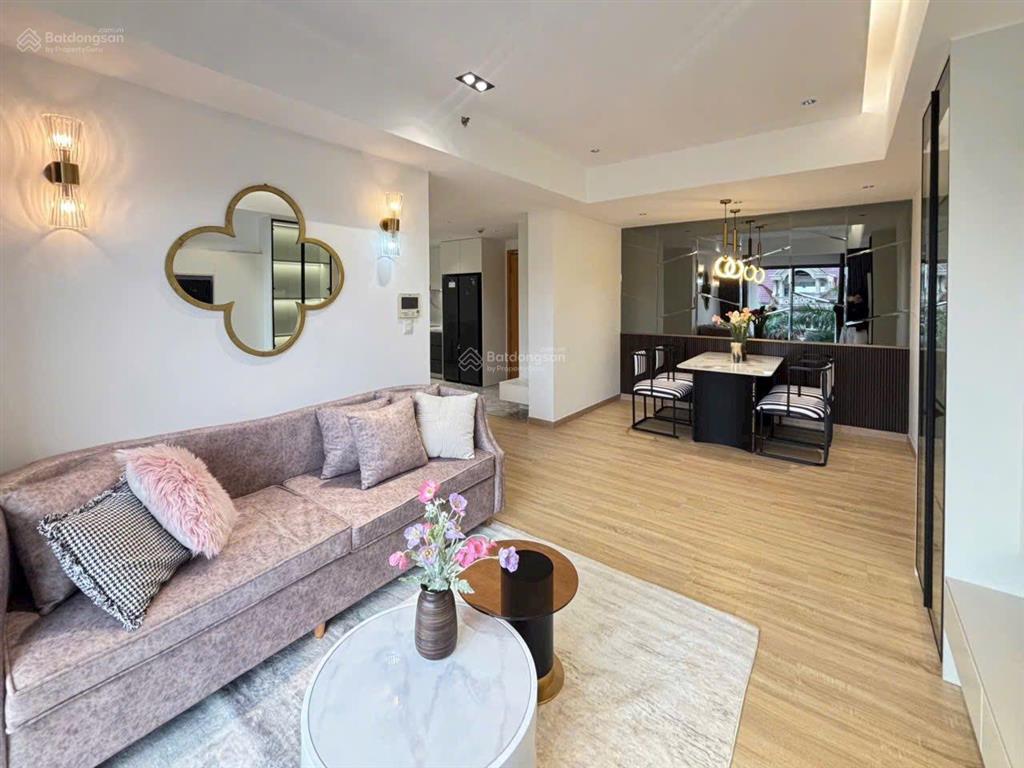 Bán gấp căn hộ 3pn nội thất mới tinhmasteri thảo điềnsổ hồng.  0938 519 *** vy vy