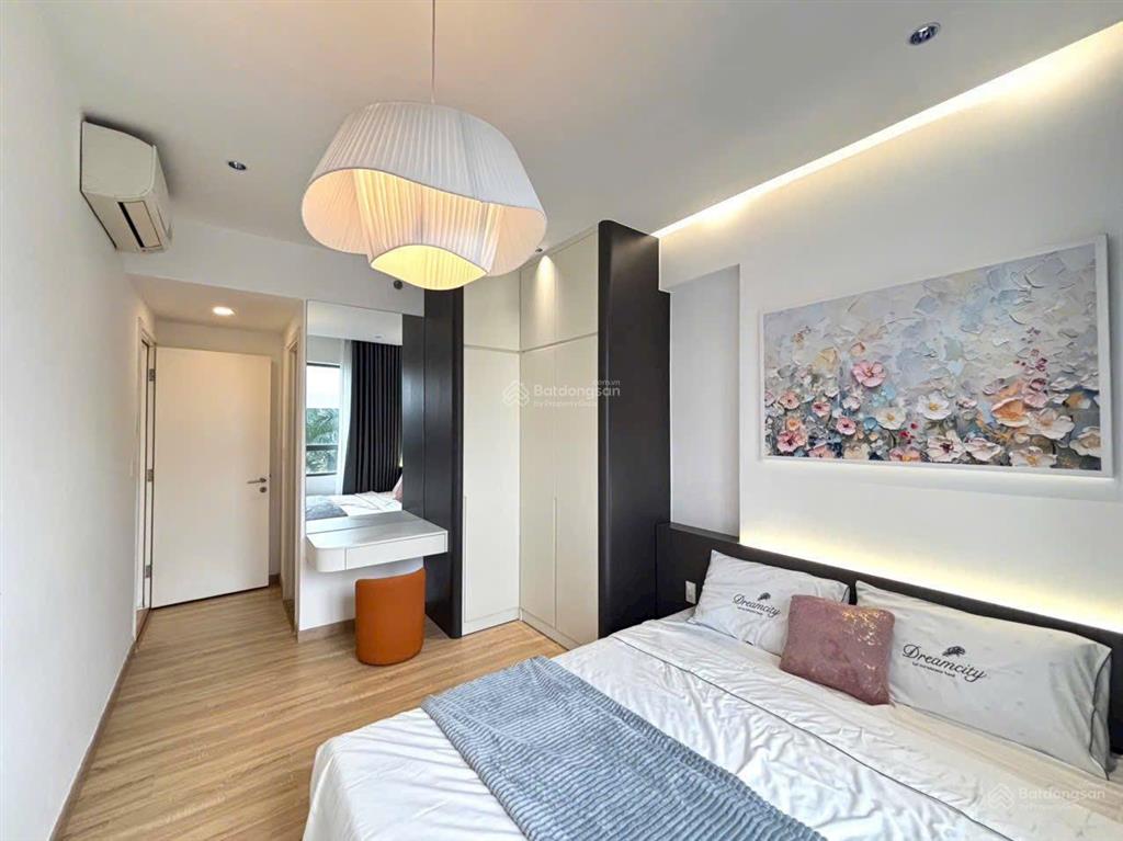Bán gấp căn hộ 3pn nội thất mới tinhmasteri thảo điềnsổ hồng.  0938 519 *** vy vy