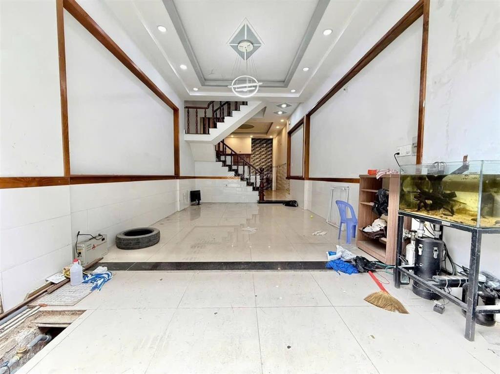 Nhà phố 4mx15m, 4 tầng sân thượng ngay tô ký nguyễn anh thủ, hẻm xe hơi thông tứ tung  sát gò vấp