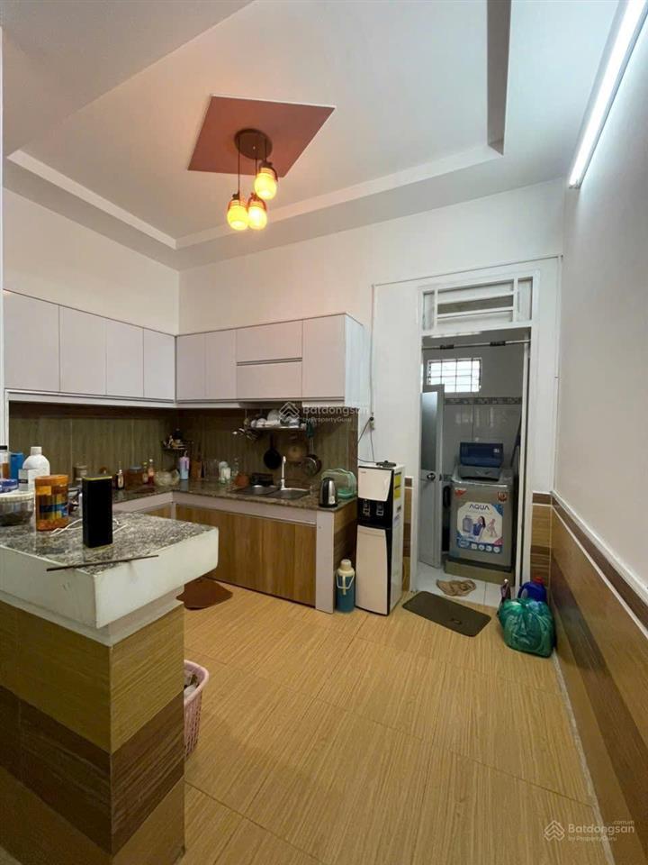 Nhà đẹp 64m2  hxh ngay metro q.12  4mx16m  2 tầng đ.trương thị hoa q.12  giá hơn 4 tỷ