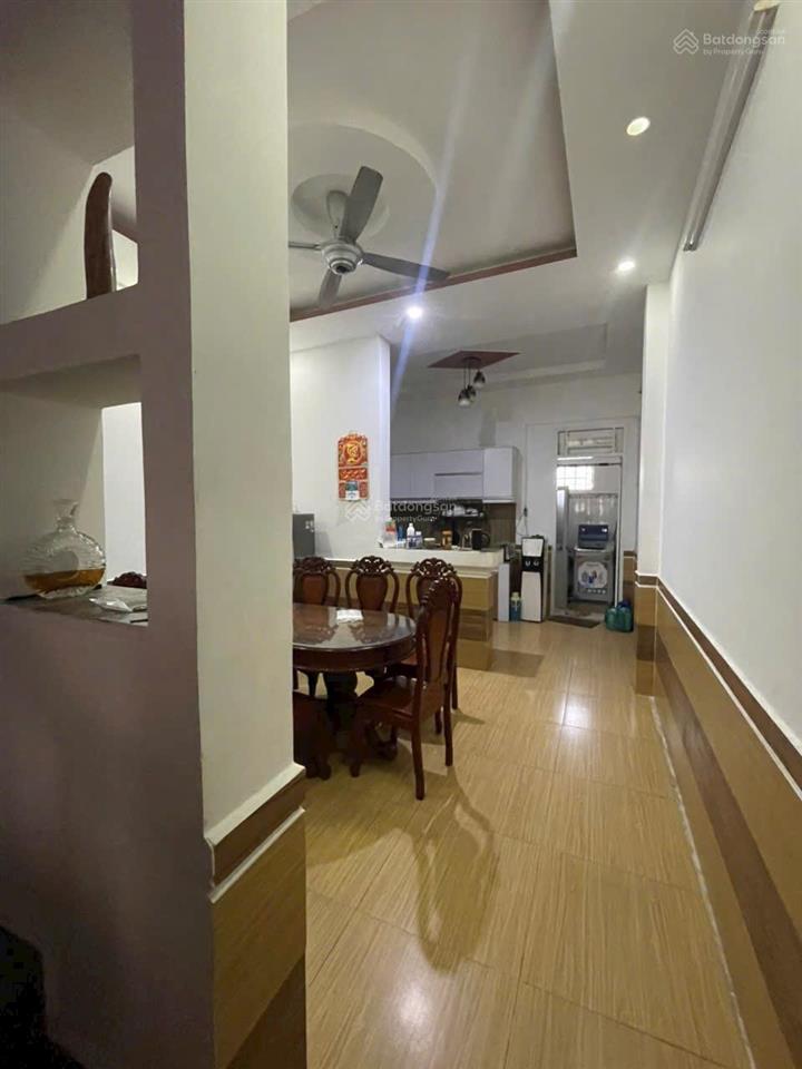 Nhà đẹp 64m2  hxh ngay metro q.12  4mx16m  2 tầng đ.trương thị hoa q.12  giá hơn 4 tỷ