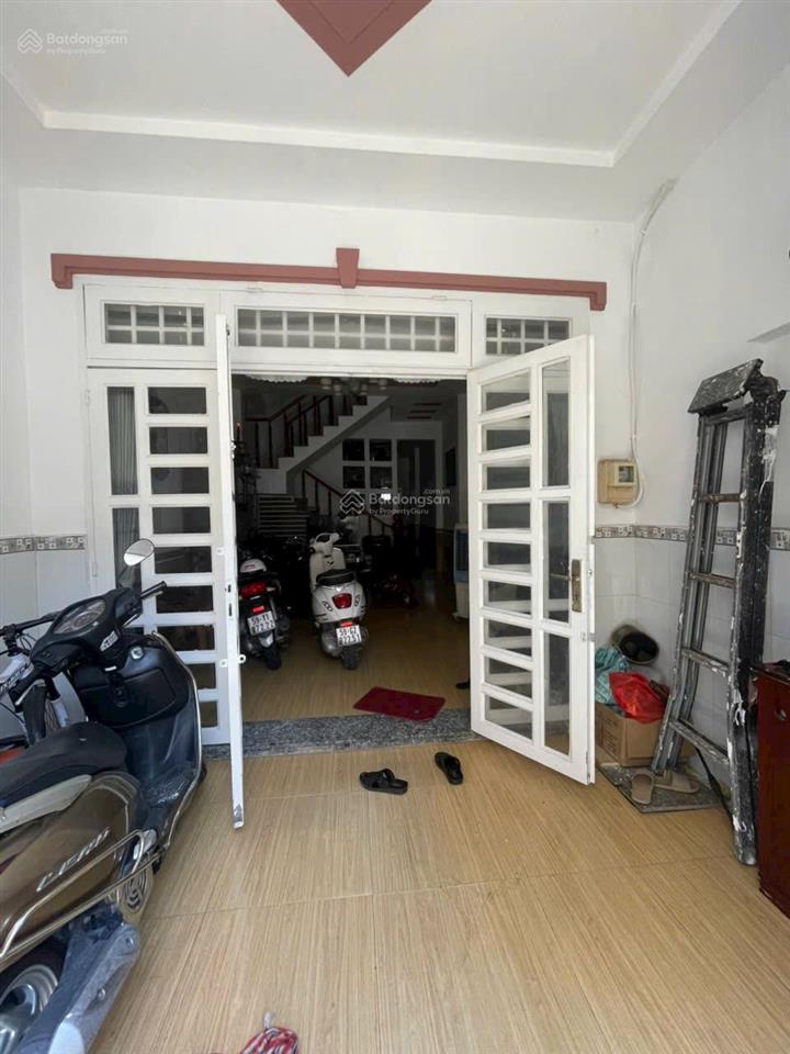 Nhà đẹp 64m2  hxh ngay metro q.12  4mx16m  2 tầng đ.trương thị hoa q.12  giá hơn 4 tỷ