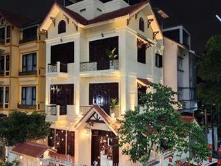 Biệt thự đào tấn 130m x 5 tầng lô góc mt 11m, giá 85,5 tỷ. ô to tránh, kinh doanh.