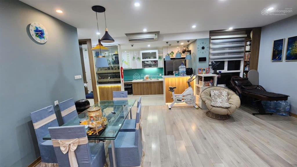 Tôi chính chủ bán căn hộ 116m2 tầng trung tòa s2 seasons avenue. tôi 0965 179 ***