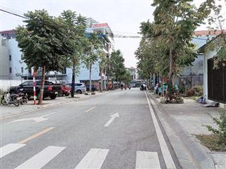 Bán nhà mới KOONG, giá rẻ, ô tô 7 chỗ vào nhà, DT 54 m2x 5 tầng, Thạch Bàn, Long Biên