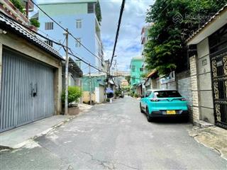 Bán nhà 2 căn ra mt nguyễn kiệm (bv 175), hẻm xe tải 8m  5 tầng, ngang 5m, doanh thu 700tr/năm