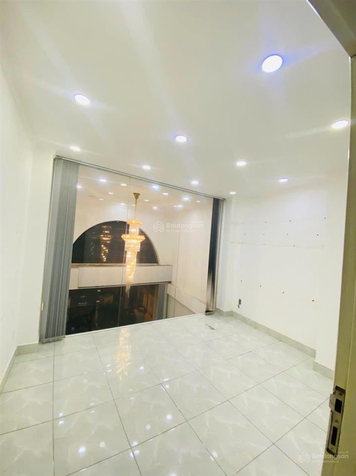 Mặt bằng kinh doanh đường cách mạng tháng tám quận 10 cần cho thuê