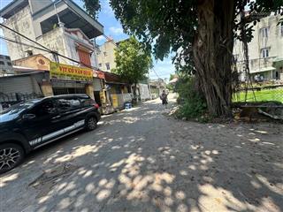 Mảnh đất vàng giá rẻ trung tâm làng khuyến ô tô vào tận cửa, diện tích 76m², mặt tiền 5.5m