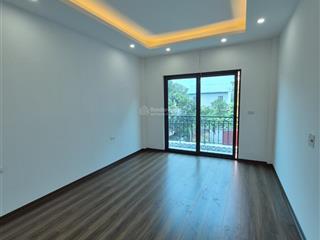Bán nhà đền lừ  3 mặt thoáng  sát đường ô tô   diện tích 30m² x 4 tầng