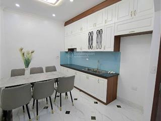 Nhà đẹp phường vĩnh hưng  41m x 5 tầng  nhiều phòng ngủ  ngõ ô tô  tiện ích bạt ngàn