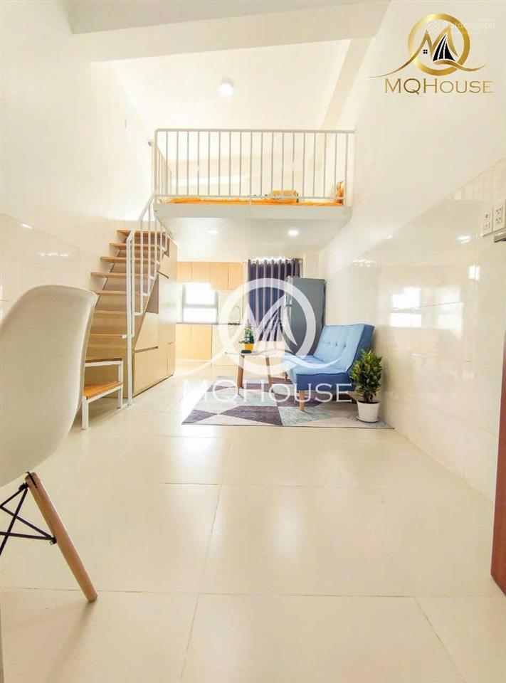 Phòng cho thuê tại quận 6 có nội thất cơ bản trống sẵn rộng 35m² có gác  cửa sổ thoáng